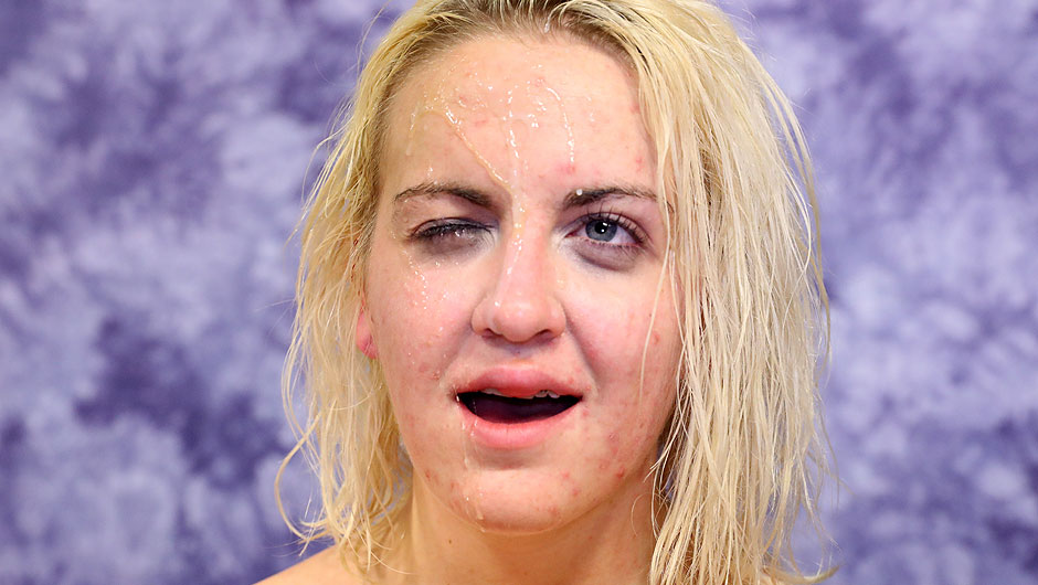 Face Fucking Mailyn Moore